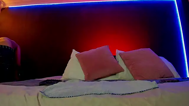 Snapshot of Boss_Domiinator chatting on March 31, 2026, 12:38 pm Boss Domiinator online show from March 31, 2026, 12:38 pm
