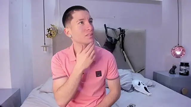 HunterHeat  online show from November 1, 2025, 11:45 am