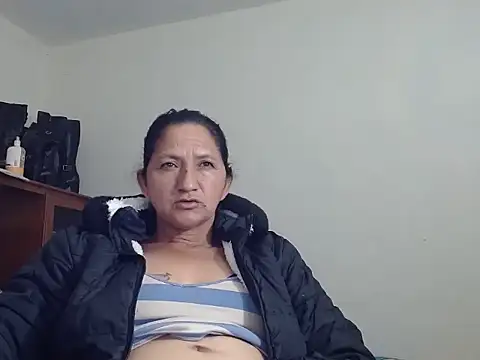 Lucy Squirt69 online show from October 16, 2025, 2:12 am