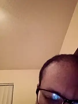 Snapshot of moneybaggtj chatting on April 13, 2026, 2:39 am moneybaggtj online show from April 13, 2026, 2:39 am