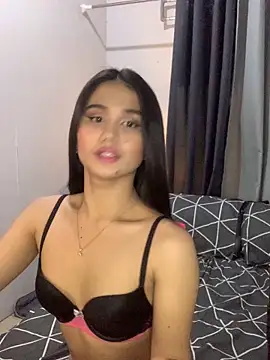 AngelHille online show from December 16, 2025, 3:50 pm