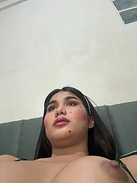 Snapshot of AngelHille chatting on April 9, 2026, 6:02 pm AngelHille online show from April 9, 2026, 6:02 pm