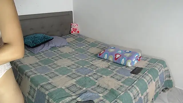 Celestte Dior online show from November 4, 2025, 3:00 pm