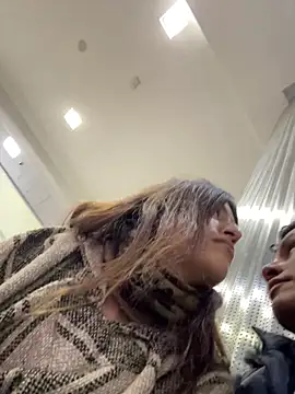 Snapshot of Clavelnegro chatting on December 5, 2025, 12:58 pm Clavelnegro online show from December 5, 2025, 12:58 pm