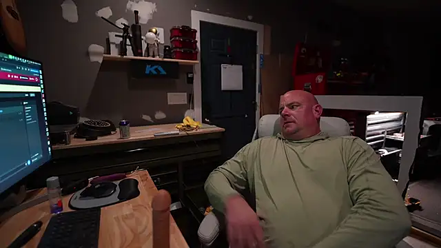 Snapshot of Soundfreak chatting on October 15, 2025, 8:58 am Soundfreak online show from October 15, 2025, 8:58 am