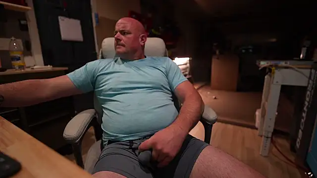 Snapshot of Soundfreak chatting on October 20, 2025, 6:14 am Soundfreak online show from October 20, 2025, 6:14 am