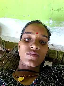Snapshot of So_pinki chatting on July 6, 2026, 3:47 am So pinki online show from July 6, 2026, 3:47 am