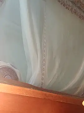 Ella3838 online show from April 8, 2026, 7:52 am