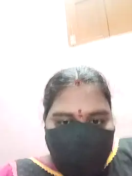 Snapshot of chubby_babitha-telugu chatting on October 6, 2025, 3:20 pm chubby babitha-telugu online show from October 6, 2025, 3:20 pm