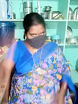 Snapshot of chubby_babitha-telugu chatting on December 3, 2025, 2:26 pm chubby babitha-telugu online show from December 3, 2025, 2:26 pm