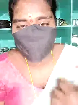 Snapshot of chubby_babitha-telugu chatting on December 17, 2025, 2:45 pm chubby babitha-telugu online show from December 17, 2025, 2:45 pm