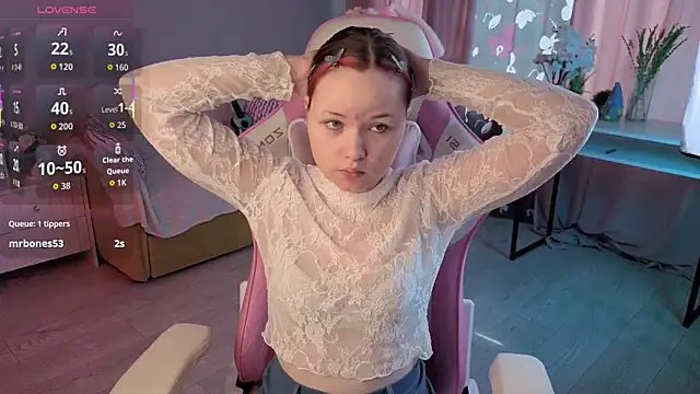 Snapshot of Sweetie_Hope chatting on September 26, 2025, 7:34 am Sweetie Hope online show from September 26, 2025, 7:34 am