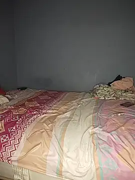 badlove42 online show from December 5, 2025, 4:21 am