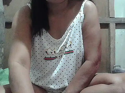 hotmama 063 online show from January 13, 2026, 8:47 pm