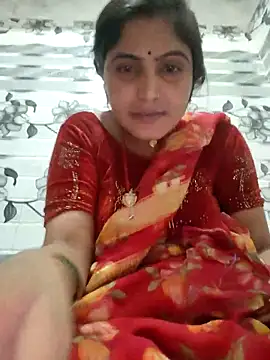 Snapshot of LUCKY_cut chatting on April 13, 2026, 4:34 pm LUCKY cut online show from April 13, 2026, 4:34 pm