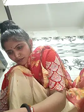 Snapshot of LUCKY_cut chatting on April 23, 2026, 2:52 pm LUCKY cut online show from April 23, 2026, 2:52 pm