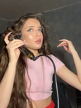 Snapshot of Immy_Megan chatting on October 4, 2025, 5:11 pm Immy Megan online show from October 4, 2025, 5:11 pm