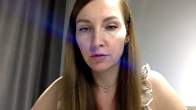 Varnyx online show from November 2, 2025, 5:26 pm