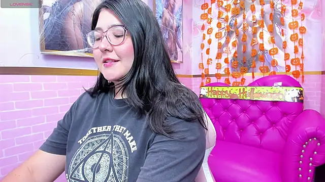 Dulce meow online show from October 17, 2025, 11:46 am