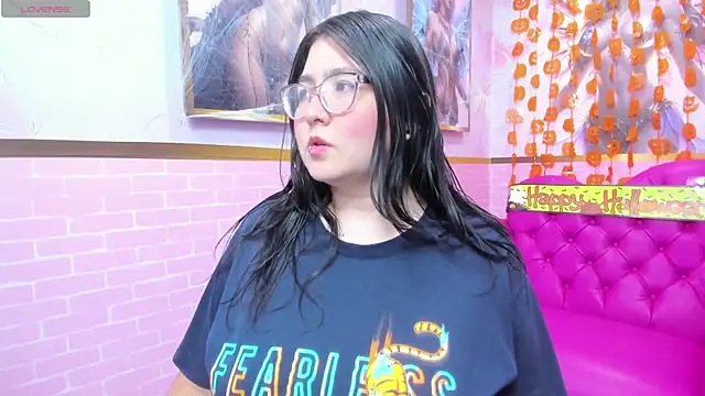 Dulce meow online show from October 22, 2025, 11:54 am