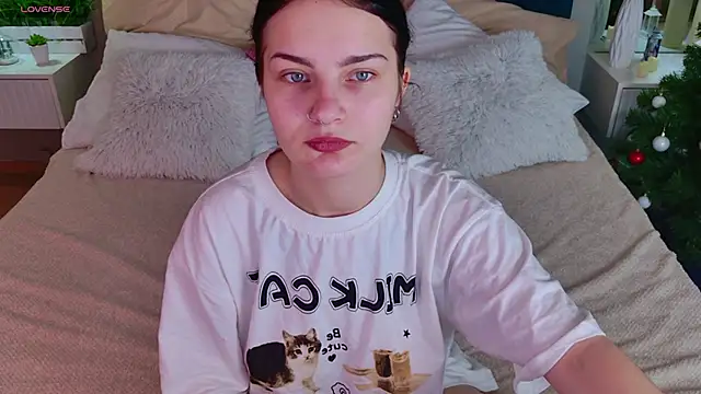 Angel Braun online show from December 18, 2025, 12:44 pm