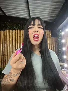 Snapshot of jasmincollin_ chatting on November 20, 2025, 2:12 am jasmincollin online show from November 20, 2025, 2:12 am