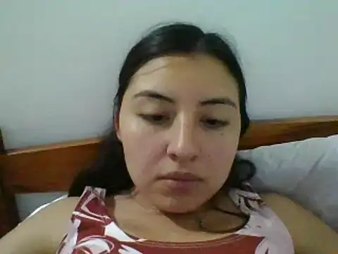 Snapshot of _Romilly_ chatting on May 2, 2026, 2:38 am Romilly online show from May 2, 2026, 2:38 am