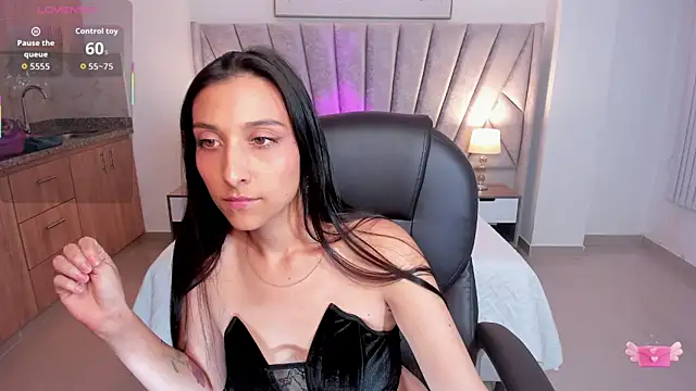 Snapshot of Kristen_Rousse chatting on January 9, 2026, 9:05 pm Kristen Rousse online show from January 9, 2026, 9:05 pm