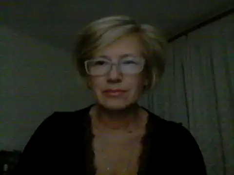 LucyLewisX online show from September 27, 2025, 8:03 pm