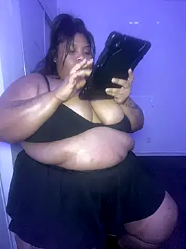 Snapshot of BlaxicanaMami chatting on September 20, 2025, 2:45 am BlaxicanaMami online show from September 20, 2025, 2:45 am