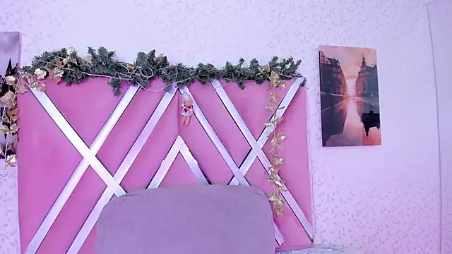 SophiaSalazar  online show from November 21, 2025, 12:48 pm