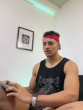 Snapshot of Smith_Fitness chatting on February 1, 2026, 9:13 pm Smith Fitness online show from February 1, 2026, 9:13 pm