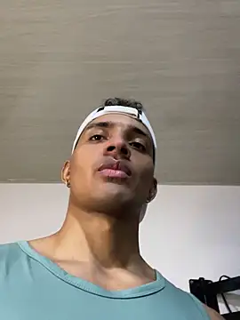 Snapshot of Smith_Fitness chatting on February 19, 2026, 7:10 pm Smith Fitness online show from February 19, 2026, 7:10 pm