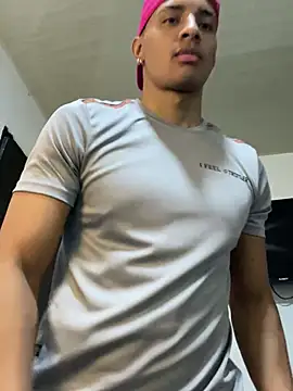 Snapshot of Smith_Fitness chatting on May 17, 2026, 7:10 pm Smith Fitness online show from May 17, 2026, 7:10 pm