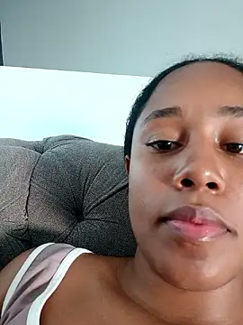 MoniqueMulberry online show from November 7, 2025, 7:58 pm