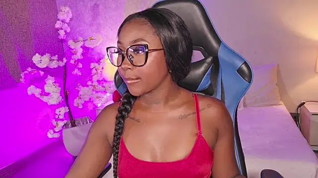 Kishalove  online show from April 7, 2026, 10:48 am