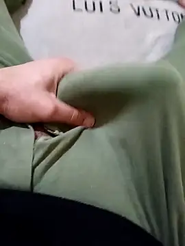 anis3g4 online show from February 6, 2026, 4:10 pm