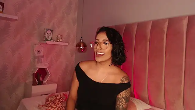 Snapshot of biancaleblanc chatting on January 11, 2026, 3:17 pm biancaleblanc online show from January 11, 2026, 3:17 pm