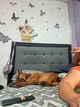 Snapshot of anythompsom chatting on November 11, 2025, 8:20 pm anythompsom online show from November 11, 2025, 8:20 pm