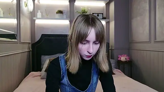 Beverly Gomes online show from November 6, 2025, 3:46 pm