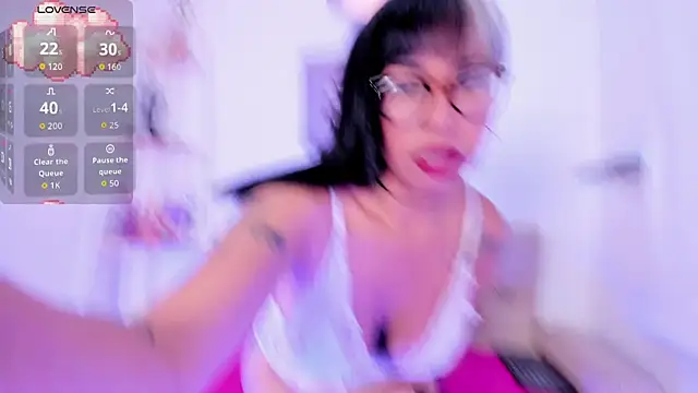 Snapshot of Rumi_666 chatting on November 17, 2025, 11:27 am Rumi 666 online show from November 17, 2025, 11:27 am