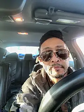 Snapshot of RiverTM chatting on September 21, 2025, 3:02 pm RiverTM online show from September 21, 2025, 3:02 pm