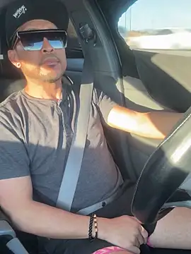 Snapshot of RiverTM chatting on September 23, 2025, 12:57 am RiverTM online show from September 23, 2025, 12:57 am