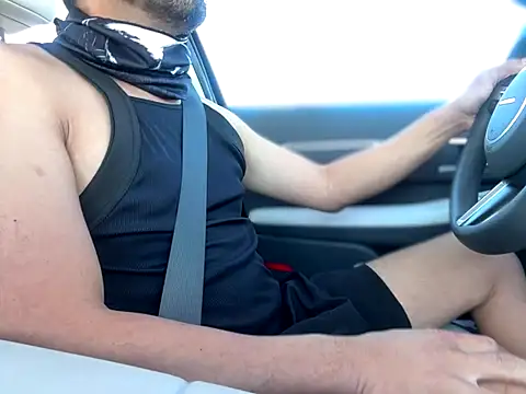 Snapshot of RiverTM chatting on October 5, 2025, 10:51 pm RiverTM online show from October 5, 2025, 10:51 pm