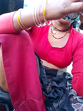 Snapshot of CUTE-004 chatting on May 30, 2026, 12:57 pm CUTE-004 online show from May 30, 2026, 12:57 pm