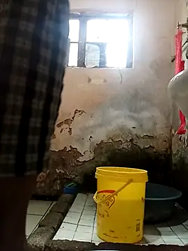 Snapshot of average_price chatting on December 18, 2025, 4:18 am average price online show from December 18, 2025, 4:18 am