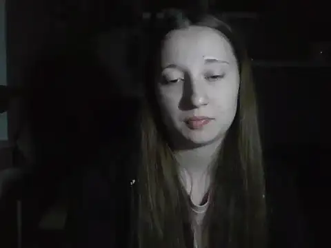 LindaPretty online show from September 30, 2025, 8:25 pm