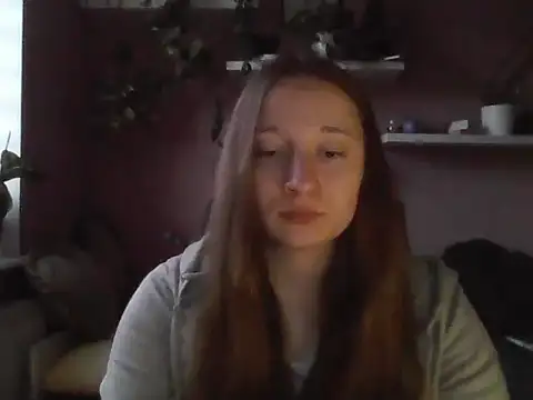 LindaPretty online show from October 19, 2025, 3:12 pm