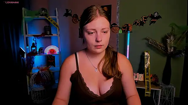 melani bumm online show from October 24, 2025, 7:10 pm