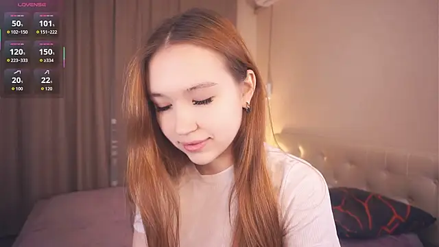 ShariTietge online show from December 18, 2025, 8:59 pm